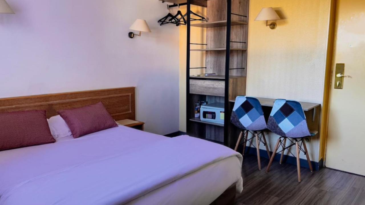 Logis Hotel & Restaurant L'Etape Bouc Bel Air - Gardanne エクステリア 写真