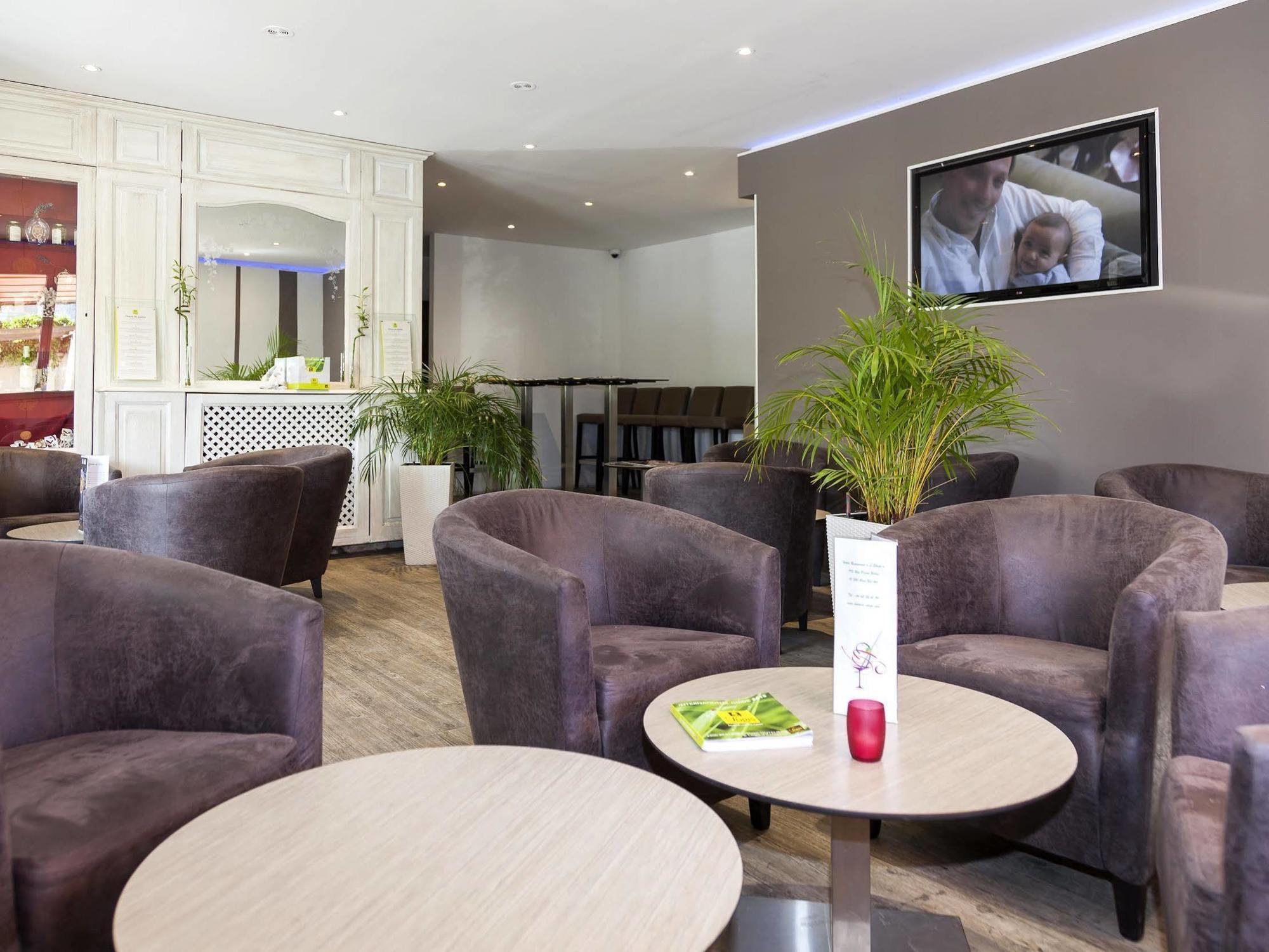 Logis Hotel & Restaurant L'Etape Bouc Bel Air - Gardanne エクステリア 写真