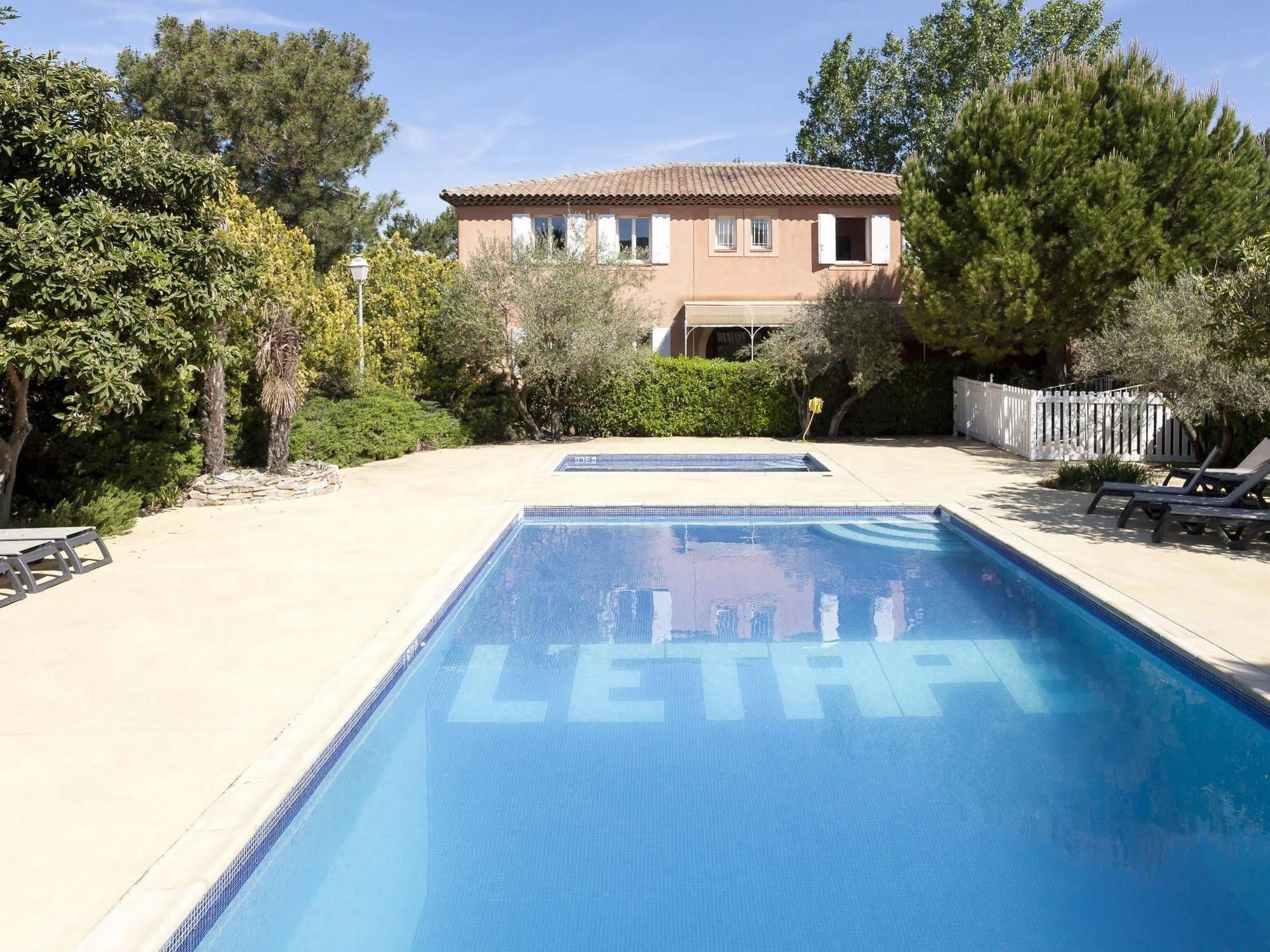 Logis Hotel & Restaurant L'Etape Bouc Bel Air - Gardanne エクステリア 写真
