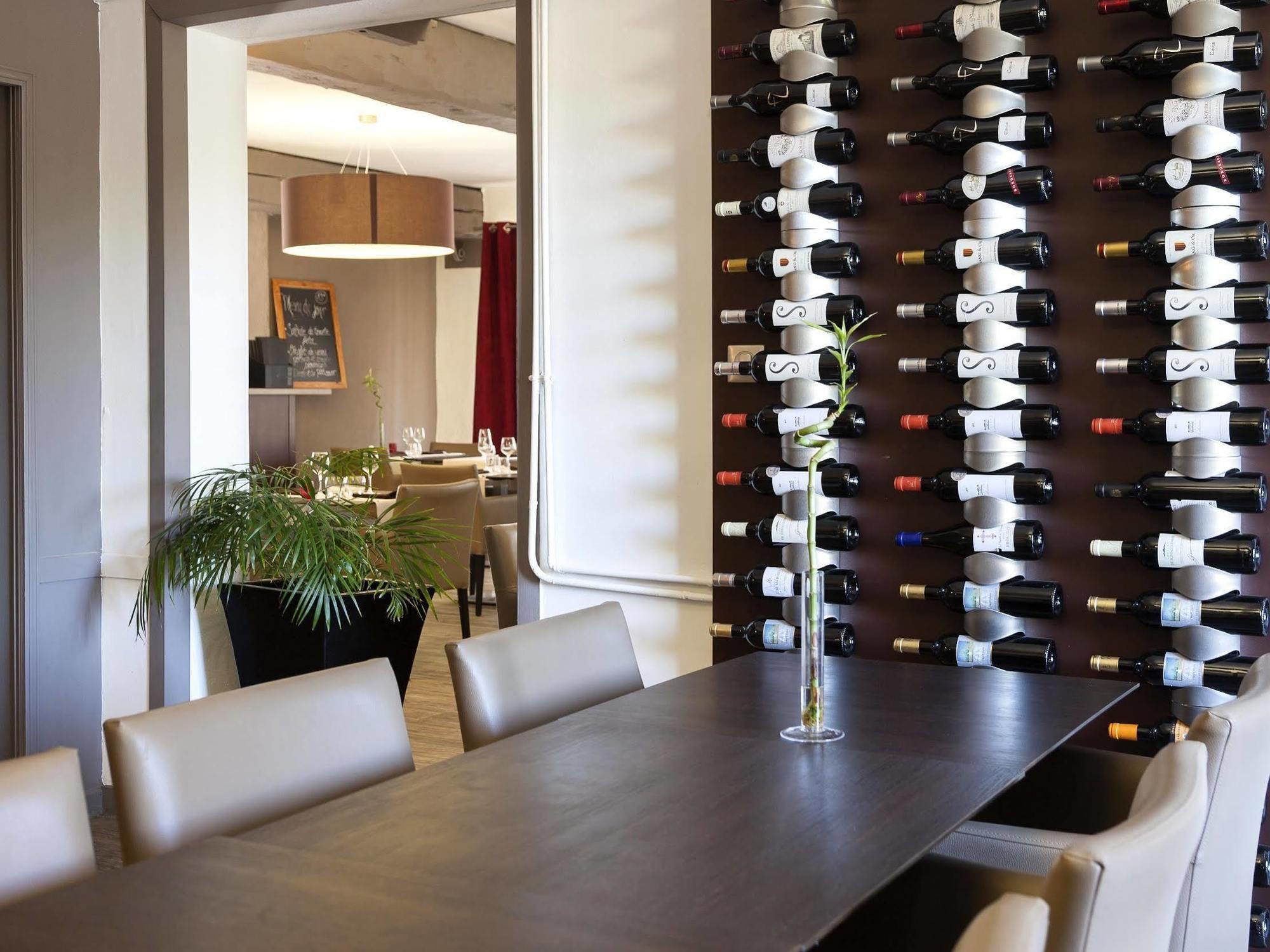 Logis Hotel & Restaurant L'Etape Bouc Bel Air - Gardanne エクステリア 写真