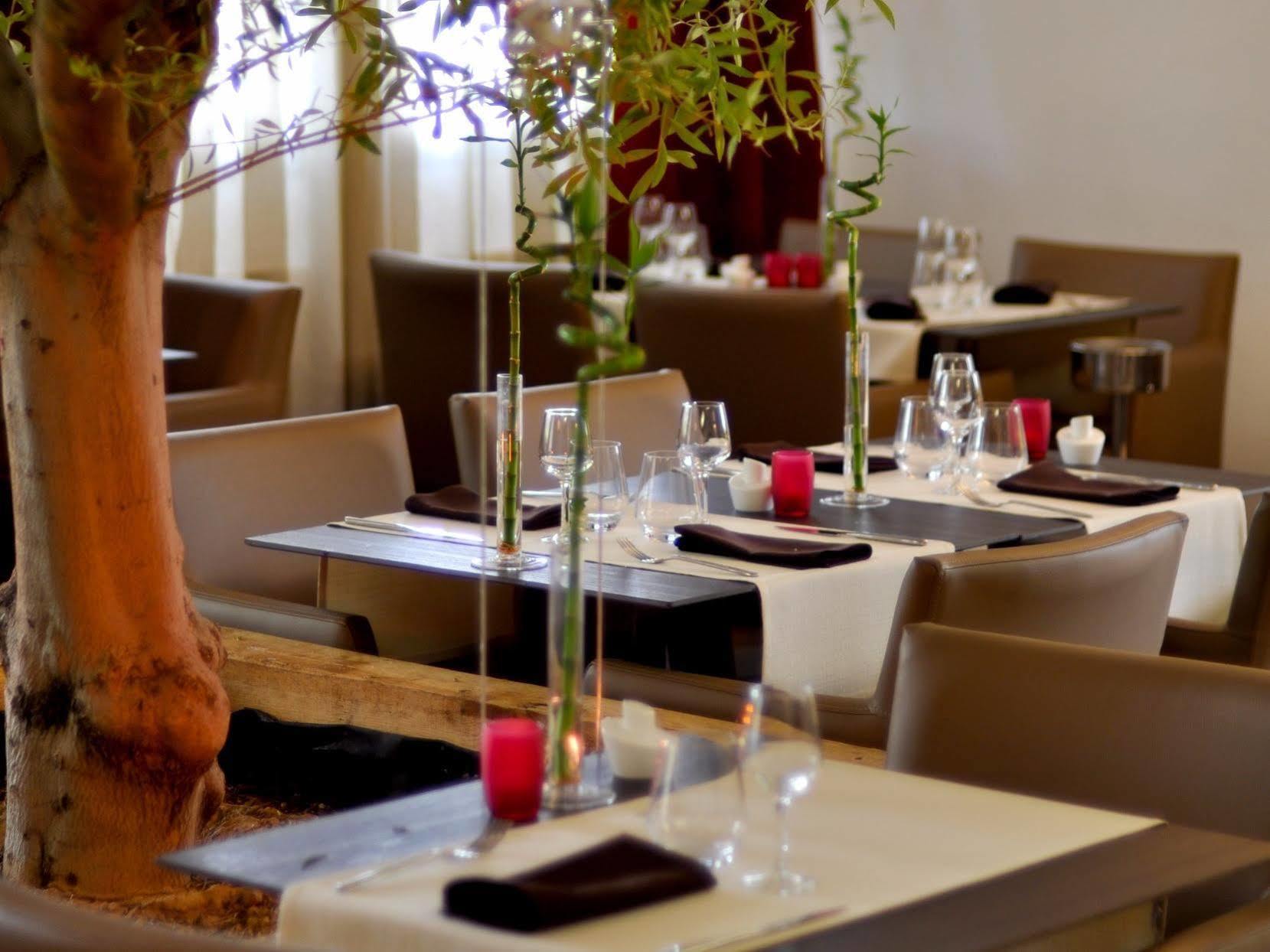 Logis Hotel & Restaurant L'Etape Bouc Bel Air - Gardanne エクステリア 写真
