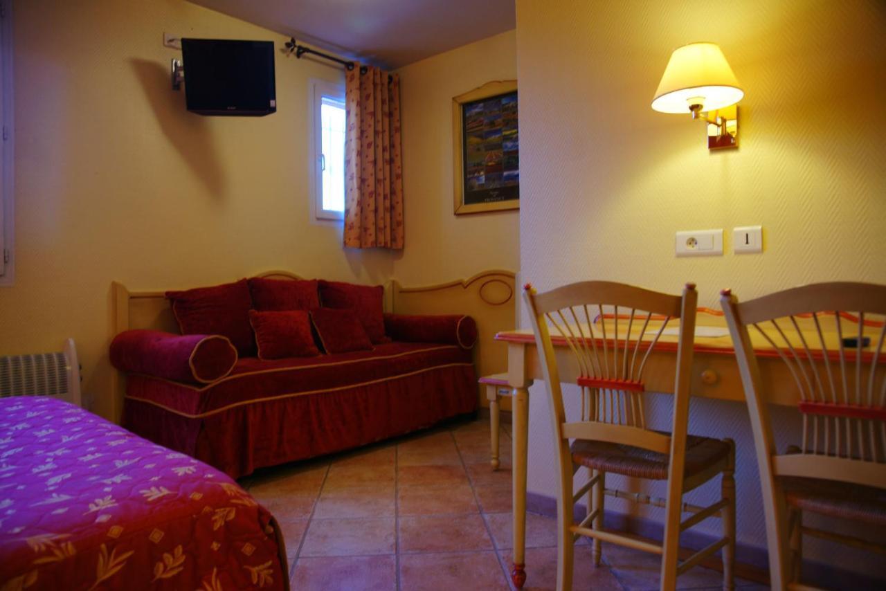 Logis Hotel & Restaurant L'Etape Bouc Bel Air - Gardanne 部屋 写真